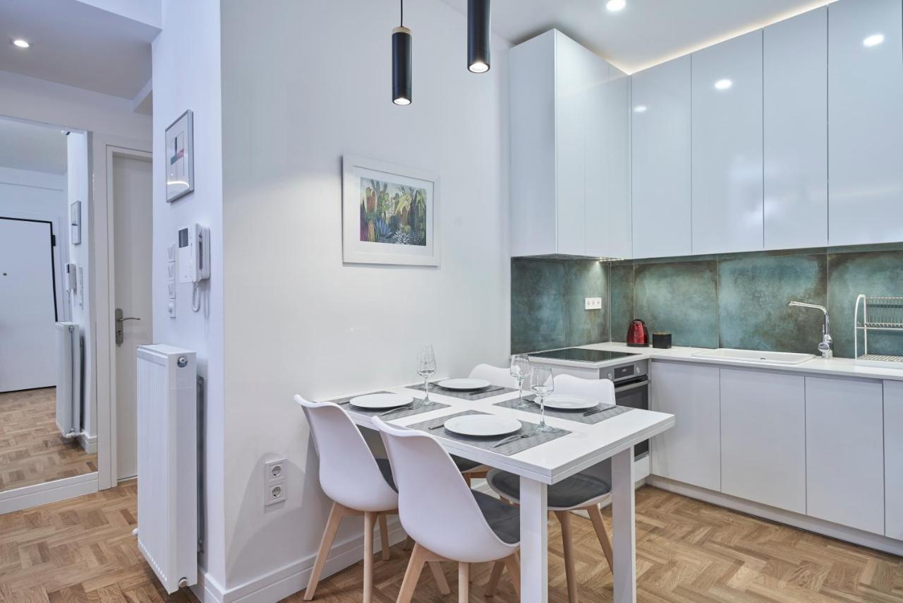 Hilton-Ilisia Park 2Bd Elite Living Apartment Athens Luaran gambar